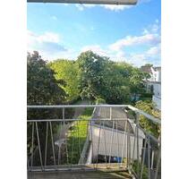 Kernsanierte Helle 2 Zimmer Wohnung zu vermieten - Köln Kalk