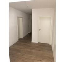 4 Zimmer Wohnung mit Terrasse und Balkon - Albstadt Gemarkung Onstmettingen
