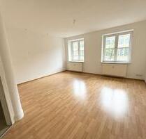 2 Zimmer mit Balkon - 495,00 EUR Kaltmiete, ca.  68,00 m² in Leipzig (PLZ: 04328) Ost