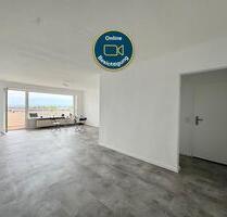 ! Erstbezug nach Renovierung ! 4 Zimmer - Balkon - PKW-Stellplatz - Garbsen Berenbostel