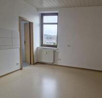 2 Zimmer Wohnung mit großer Küche zum günstigen Preis zu vermieten! - Hartenstein