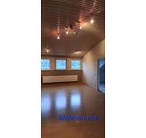 Helle 3-Zimmer DG Wohnung - 660,00&nbsp;EUR Kaltmiete, ca.&nbsp; 76,00&nbsp;m&sup2; in Niedernhall (PLZ: 74676)