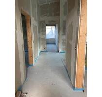 Helle 3-Zimmer DG Wohnung m. Balkon -Erstbezug n. Kernsanierung- - Kämpfelbach