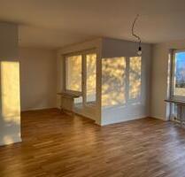 Stilvolle 3,5 Zimmer Wohnung mit Terrasse in bester Aussichtslage in GP - Göppingen