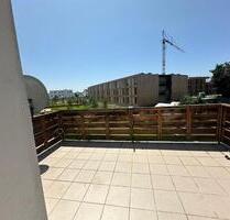3 Zimmer Wohnung mit Großes Terrasse+ Keller+ Stellplatz - Straubing