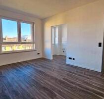 Frisch kernsanierte 2 Zimmer Wohnung - Heiligenhaus