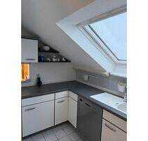 2 Zimmer DG Wohnung - 650,00 EUR Kaltmiete, ca.  41,00 m² in Nufringen (PLZ: 71154)