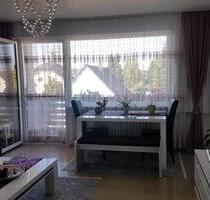 4-Zimmer Wohnung in Biebesheim 2x Balkons und 1x Garage - Biebesheim am Rhein