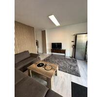 Voll mobilierte ERDGESCHOSS 2 Zimmer Wohnung in KREFELD
