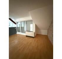 2-Zimmer Dachgeschosswohnung in Eschweiler - Würselen