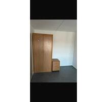 WG Zimmer in bester Lage - 335,00 EUR Kaltmiete, ca.  20,00 m² in Papendorf (PLZ: 18059)