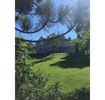 Balkonzimmer in Arztvilla - 500,00 EUR Kaltmiete, ca.  30,00 m² in Trossingen (PLZ: 78647)