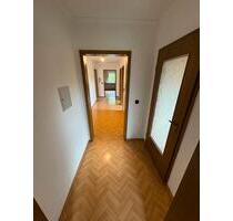 Dachgeschosswohnung in ruhiger Lage von Schloß Holte ( Liemke ) - Schloß Holte-Stukenbrock