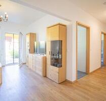 Möblierte 2-Zimmer Erdgeschosswohnung mit Terasse und Stellplatz - Kreuzwertheim