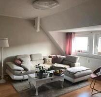 Schöne 2 Zimmer Dachgeschoßwohnung in Hiddesen - Detmold