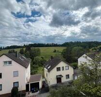 Musberg: Helle ruhige 3 Zimmer Wohnung EBK Balkon Aussicht - Leinfelden-Echterdingen