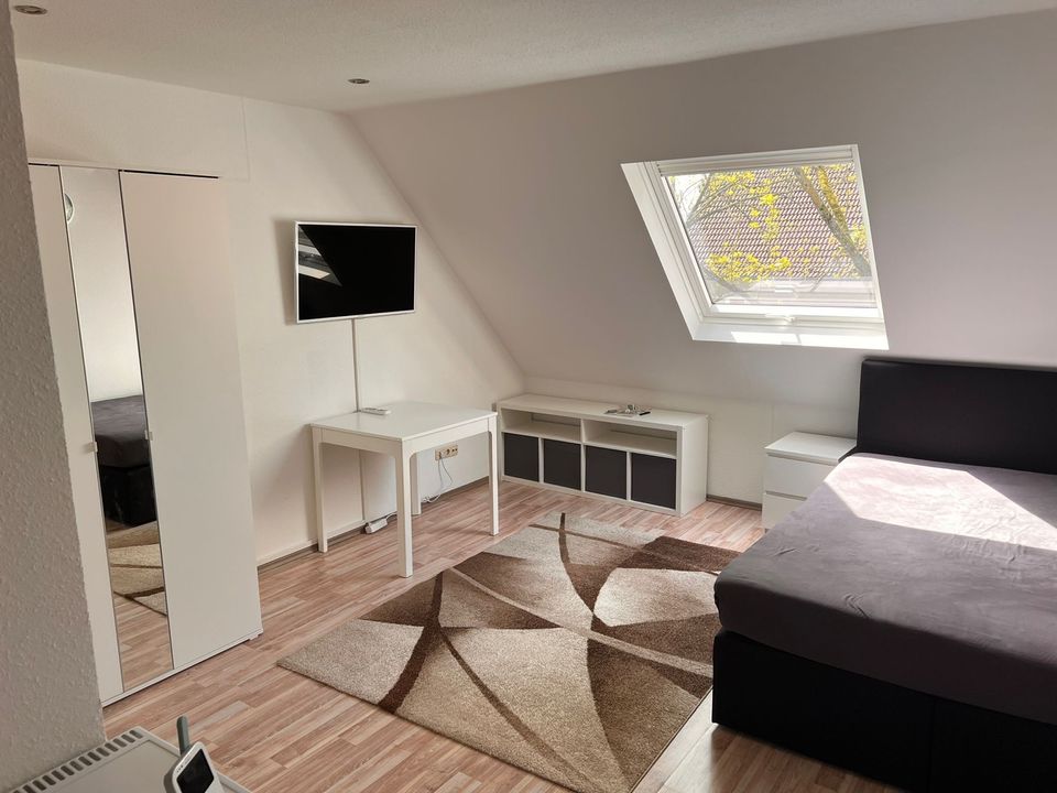 1 Zimmer Appartement - 425,00 EUR Kaltmiete, ca.  20,00 m² in Essen (PLZ: 45276) Stadtbezirk VII