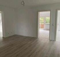 4 Zimmer Wohnung mit Balkon - 1.200,00 EUR Kaltmiete, ca.  120,00 m² in Kürnbach (PLZ: 75057)