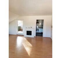 Gepflegte, helle 2,5 Zimmer DG-Wohnung - Bad Dürrheim