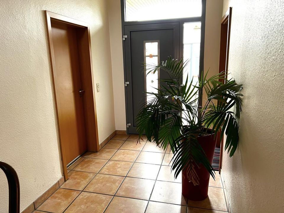 Helle & ruhige 1-Zimmer Wohnung mit Einbauküche & Duschbad in zen - Bad Lippspringe
