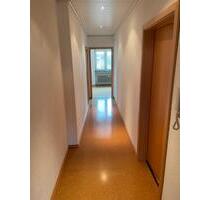 Schöne Wohnung 2,5 Zimmer Wohnung zu vermieten - Karlsruhe Knielingen