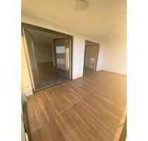 Nachmieter für moderne Neubauwohnung (4 Zimmer ,Balkon ,Keller) - Löhne