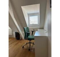 Kohlscheid- 2 Zimmer Wohnung Dachgeschoss MÖBLIERT - Herzogenrath