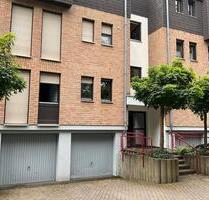 Maisonette-Wohnung mit Balkon - 899,00&nbsp;EUR Kaltmiete, ca.&nbsp; 93,80&nbsp;m&sup2; in Sankt Augustin (PLZ: 53757)