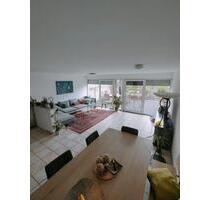 Stilvolle 4-Zimmer Maisonette-Wohnung mit Einbauküche - Hürth