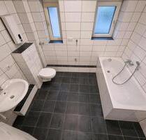 3,5 Zimmer Wohnung 1 OG nähe Gladbeck Innenstadt 74qm Bad Neu