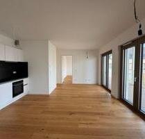 Helle 4-Zimmer Neubauwohnung mit Balkon in Top-Lage - Frankfurt am Main Rödelheim