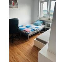 Wg Zimmer frei - 450,00 EUR Kaltmiete, in Hannover (PLZ: 30519) Döhren-Wülfel