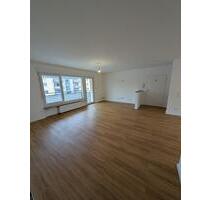 5,5 Zimmer Wohnung mit Balkon und EBK -Erstbezug nach Renovierung - Büdingen