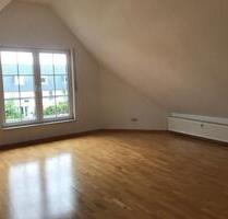 Großzügige DG Wohnung 2 Zimmer - OerlinghausenLipperreihe