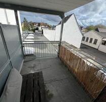 1 zimmer wohnung mit küche - 550,00 EUR Kaltmiete, ca.  45,00 m² in Ludwigshafen am Rhein (PLZ: 67063) Ludwigshafen-Hemshof