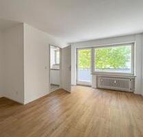 Balkon auf 1 Zimmer Apartment - Kürzlich Renoviert - München Sendling-Westpark