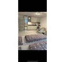 1 Zimmer Wohnung Wiesen Zeit Möbliert Oktoberfest Souterrain - München Ramersdorf-Perlach