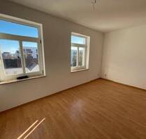 Schwerin-WERDERVORSTADT - schöne 2 - Zimmer - Wohnung mit neuer EBK