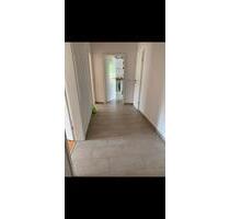 3 Zimmer Wohnung - 850,00 EUR Kaltmiete, ca.  75,00 m² in Eisenach (PLZ: 99817)