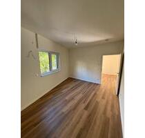 Zwei Zimmer Neubau Wohnung mit Küche und Terasse - Hamburg Wandsbek