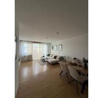 Gepflegte 2 Zimmer Wohnung mit Balkon & Einbauküche in MG-Eicken - Mönchengladbach Ost