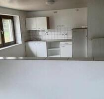 3 Zimmer EG-Wohnung auf dem Land (Alters) WG geeignet - Neunkirchen am Brand