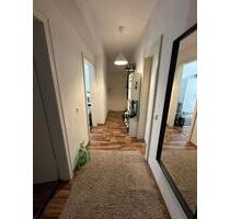 Helle 2-Zimmer Wohnung mit Balkon in Köln-Höhenberg ab dem 01.09.