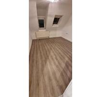 TOP LAGE !!! WG-Zimmer in Stuttgart-Ost am (Park-Berg)