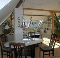 Helle 3-Zimmer Maisonette-Wohnung im Dachgeschoss mit EBK - Braunschweig Wabe-Schunter-Beberbach