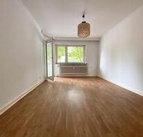 Walle Großzügige 3-Zimmer-Wohnung mit Balkon - Bremen