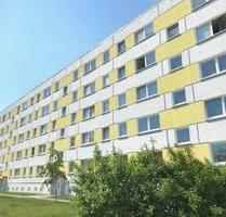 Schöne 4 Zimmer Wohnung mit Balkon! - Schwerin Mueß