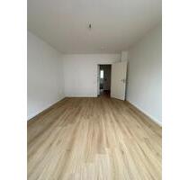 *Frisch Renoviert* 2 Zimmer Wohnung mit Küche und Balkon - Wuppertal Gemarkung Langerfeld