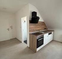 Vermiete 2,5-Zimmer Dachgeschoss-Wohnung Büttelborn OT Worfelden - Groß-Gerau