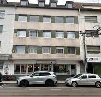 KR-City, Top renovierte individuelle 3 Zimmer DG-Wohnung - Krefeld Benrad